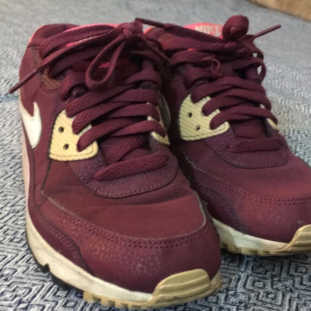 Nike shoes